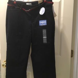 Dockers Capris (“truly slimming”)